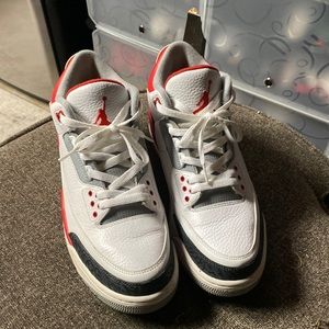 Jordan 3’s “Fire Red”